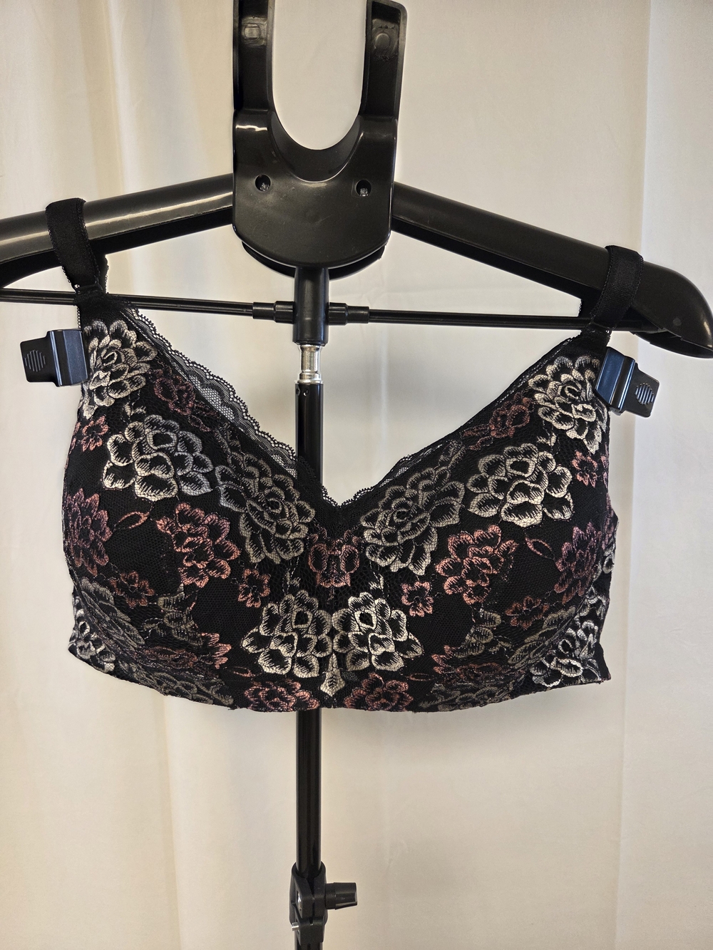 Lace Wireless Bralette with Pink & Gray Floral Embroidery - Women